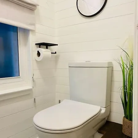 Outhouse Bothy